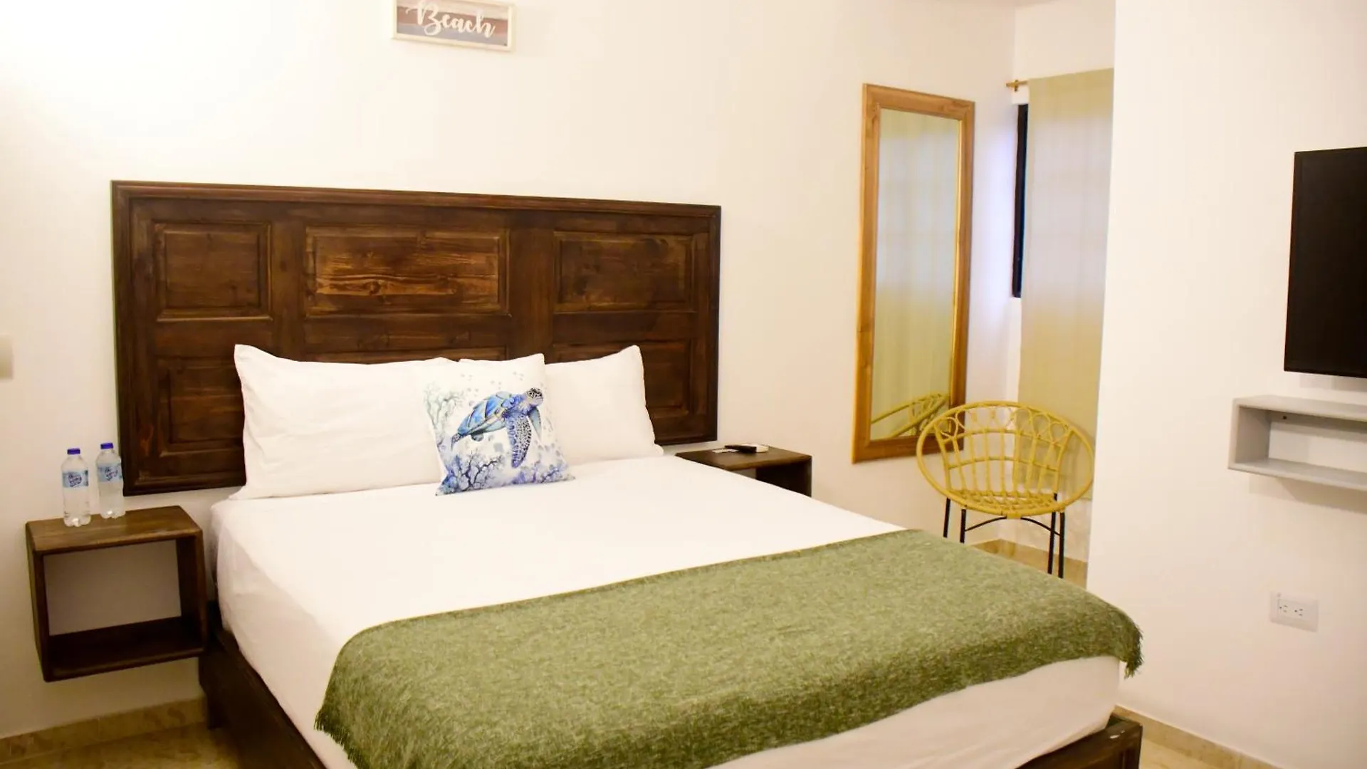 Hostal Marina Samana 3*,