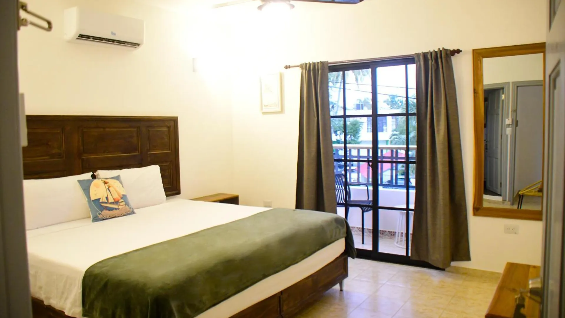 *** Hotel Hostal Marina Samana Dominican Republic