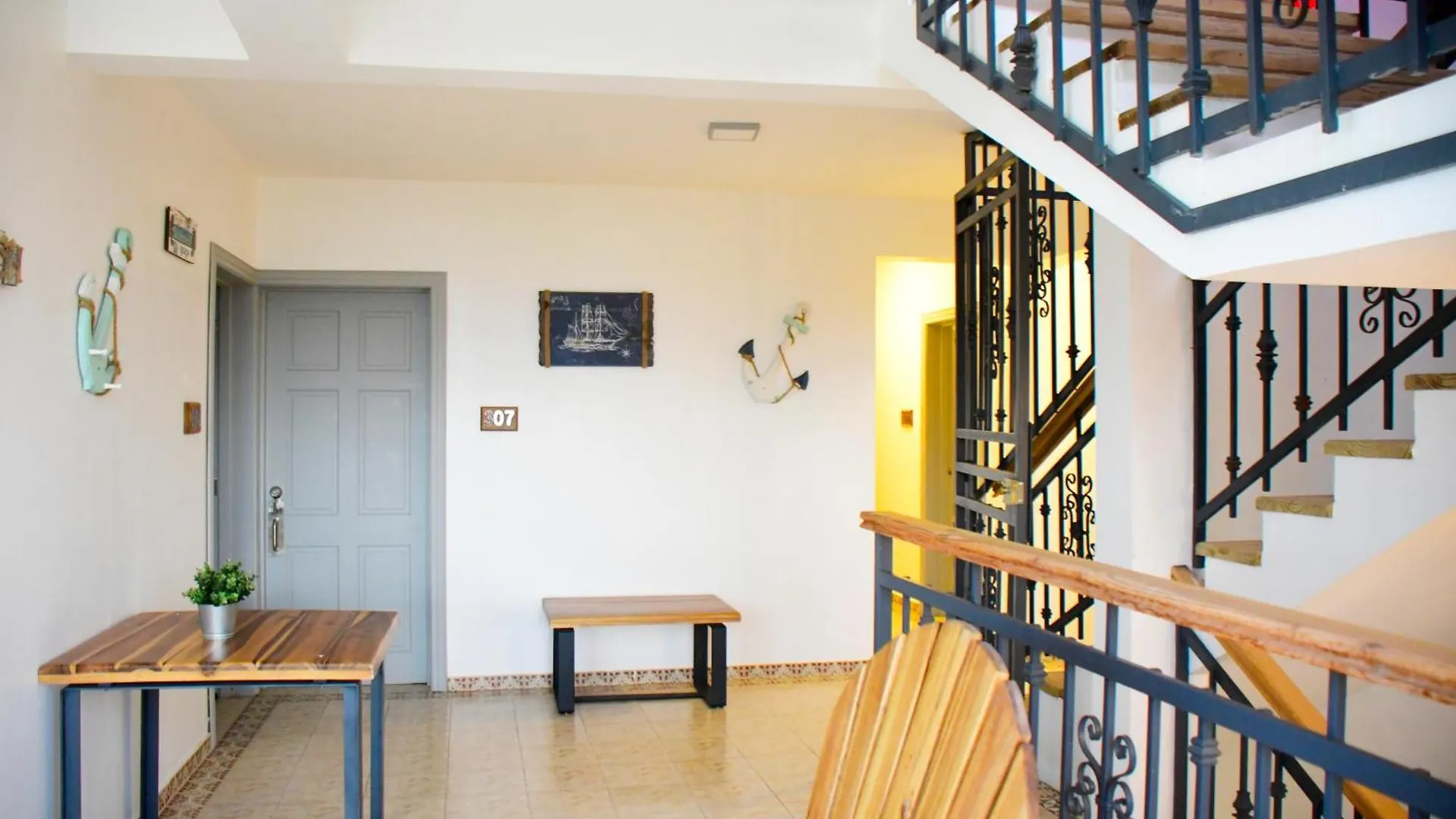 Hostal Marina Samana